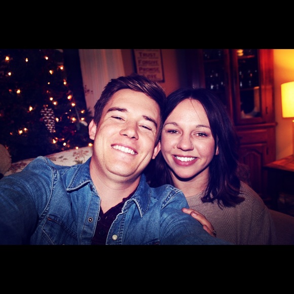 Meet your Posher, Taylor - Picture 3 of 4